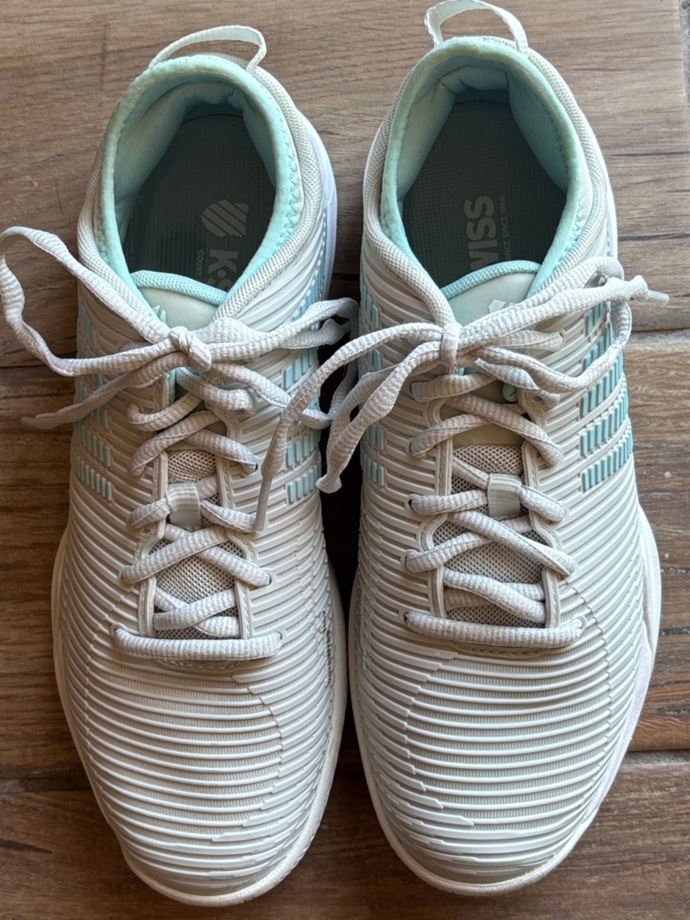 K-Swiss Women's Hypercourt Supreme Tennis Shoes